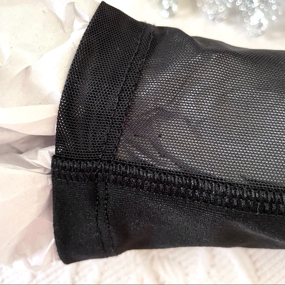 vs pink | blush pink mesh side panel logo ultimate legging workout set (2/2) - Picture 6 of 8